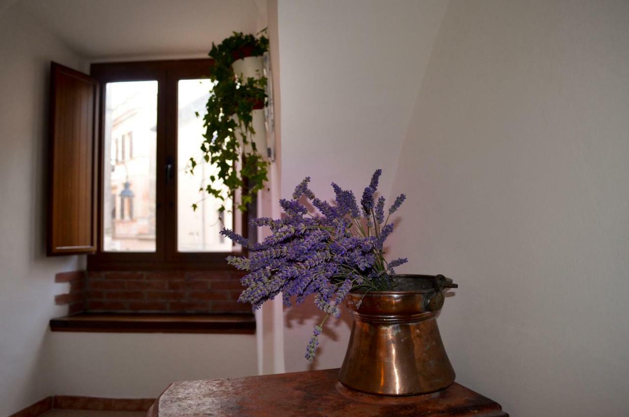 B&B Chiostro San Marco Tarquinia Eksteriør billede